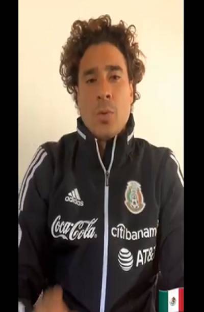 Memo Ochoa pide a los aficionados seguir medidas preventivas contra el COVID-19