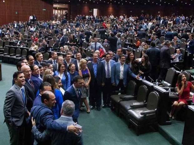 Diputados se dan 9 días de vacaciones por Semana Santa