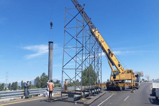 Medio Ambiente retira 63 anuncios espectaculares ubicados en áreas verdes de Puebla