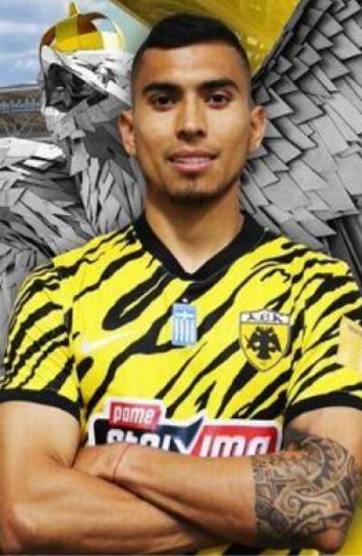 Orbelín Pineda es presentado como refuerzo del AEK Atenas FC