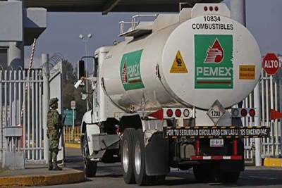 General huachicolero negoció compra de software espía para Pemex