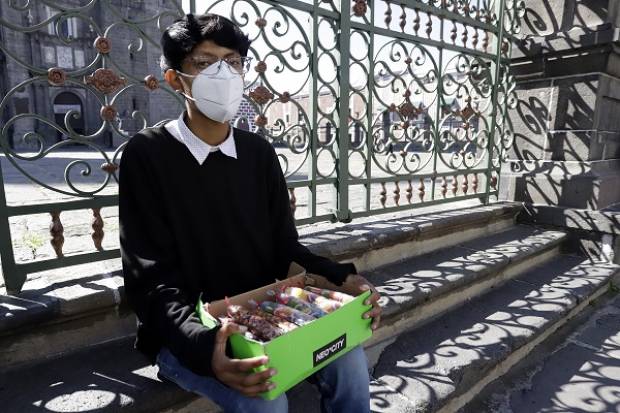 Muere joven que vendía dulces para estudiar en la BUAP; piden apoyo para su funeral