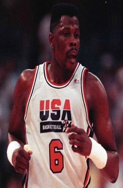 Patrick Ewing se quedó sin medalla del Dream Team de Barcelona 92; se la robaron