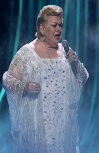 Paquita la del Barrio, en tratamiento médico para cantar por última vez