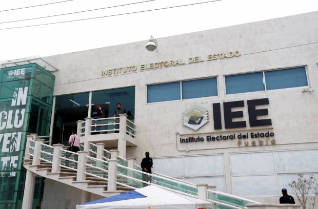 104 compiten para ser consejeros del IEE