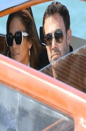 Jennifer López y Ben Affleck presumen su amor en Venecia