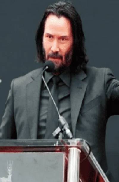 Keanu Reeves se postula para ser Batman