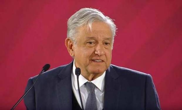 AMLO ataja dudas y afirma que goza de cabal salud