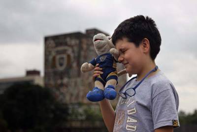 Niño genio acusa acoso de profesor de la UNAM