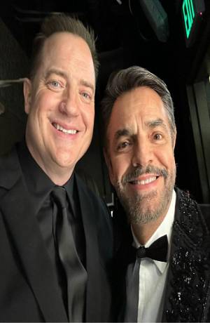Eugenio Derbez presume foto con Brendan Fraser, ganador del Oscar