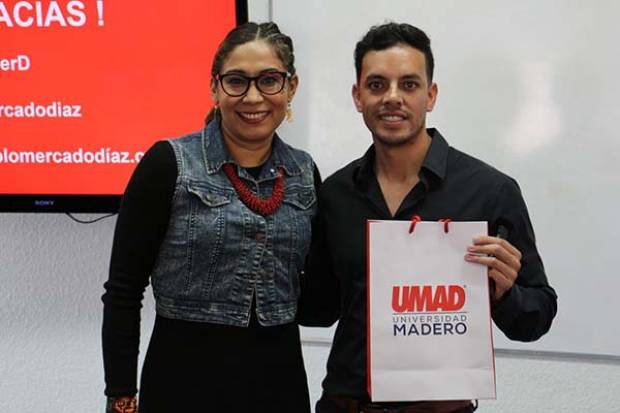 Experto Ofrecio Charla A Estudiantes De Mercadotecnia De La Umad