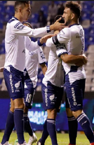 Club Puebla recibirá al Betis de Guardado y Lainez en el Cuauhtémoc