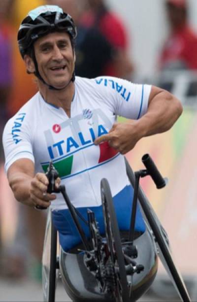 Alex Zanardi se reporta grave tras accidente