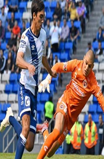 Club Puebla visita a Xolos de Tijuana en La Perrera