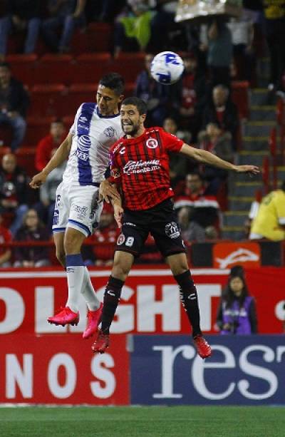 Club Puebla derrotó 1-0 a Xolos con gol de Tabó