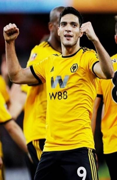 Raúl Jiménez anotó en victoria del Wolverhampton sobre Liverpool