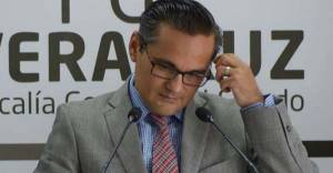 Congreso de Veracruz quita a Jorge Winckler de la Fiscalía