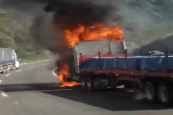 trailer quemado