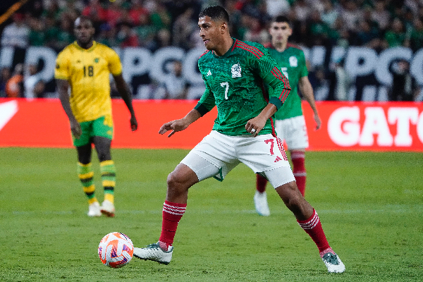 México derrota 3-0 a Jamaica y está en la final de la Copa Oro