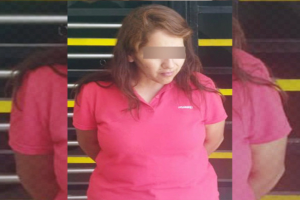 Mujer es detenida por tratar de ingresar droga al Cereso de Puebla