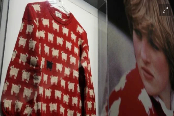 Suéter icónico de Lady Diana será subastado