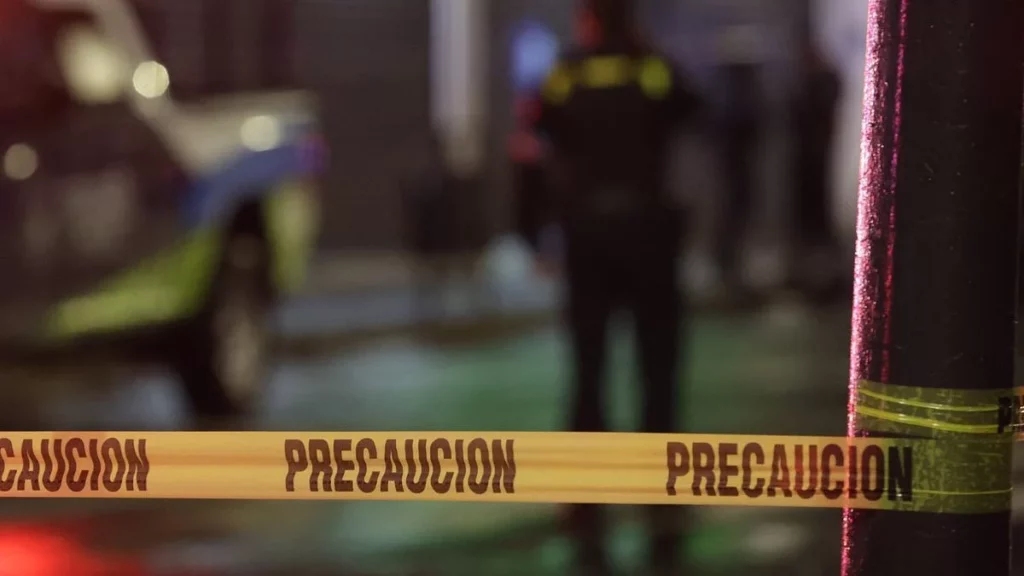 Una mujer muerta y dos heridos en asalto a supermercado en Amozoc