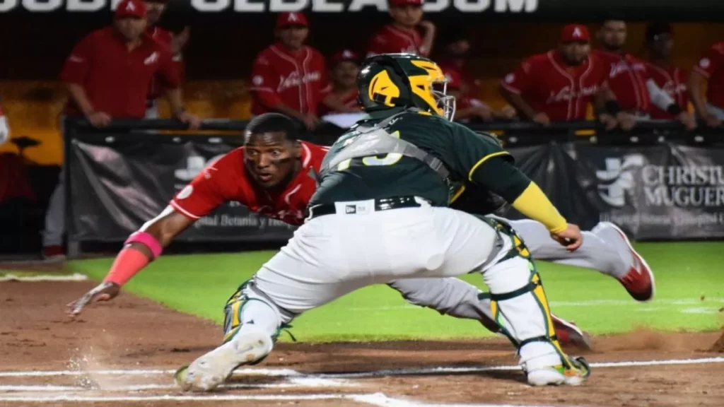 Pericos cae y regresa serie a Veracruz