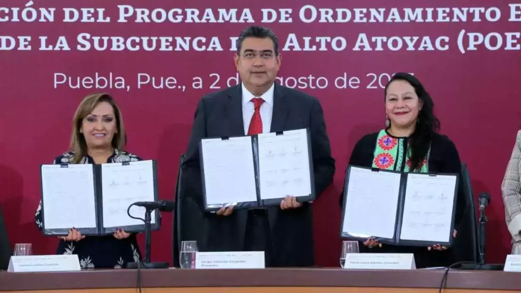 Puebla y Tlaxcala signan convenio para el rescate del Atoyac