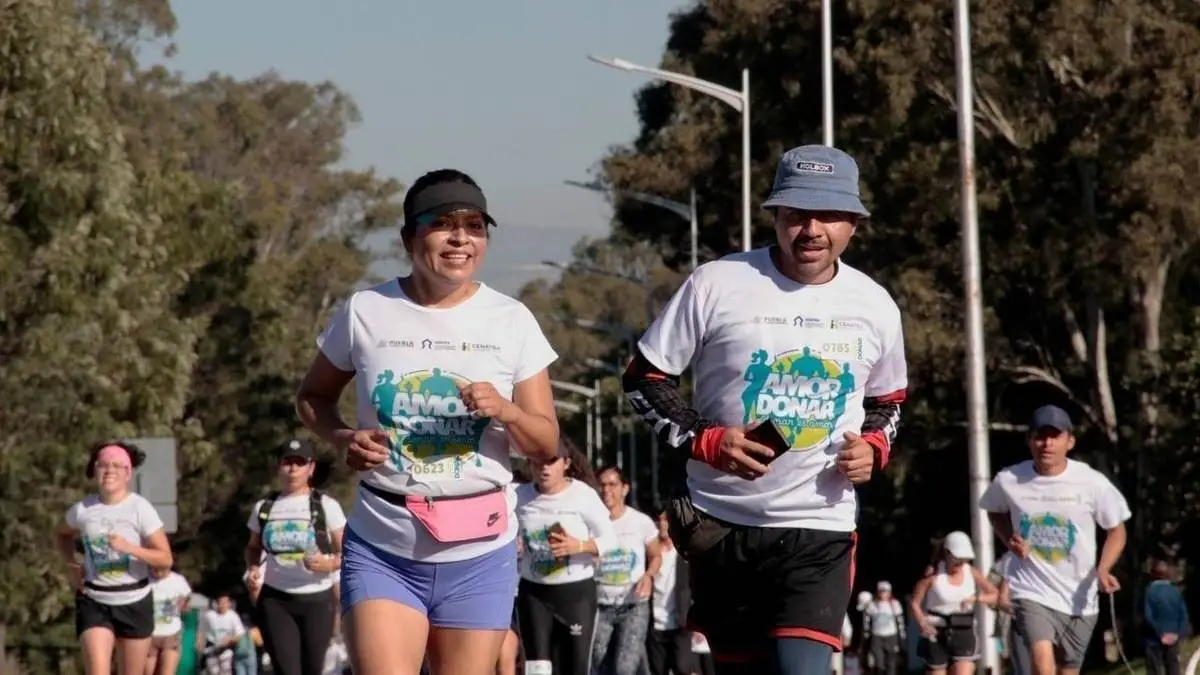 Decenas de poblanos participaron en Carrera por donación de órganos del ISSSTEP