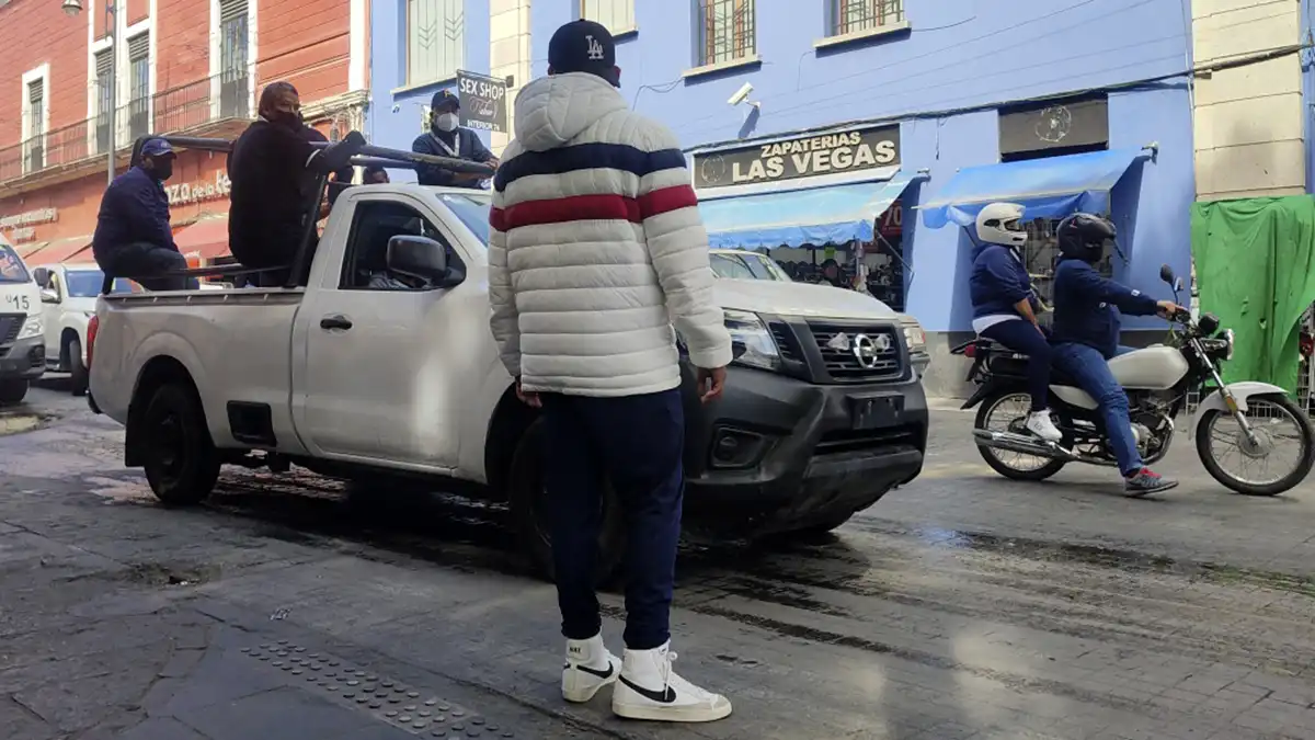 Permanentes, operativos contra ambulantes en Puebla