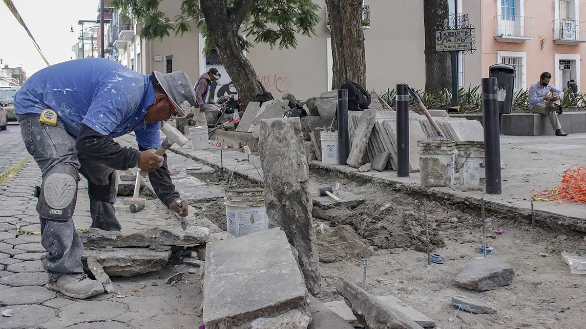 Lajas retiradas no son históricas: Ayuntamiento de Puebla