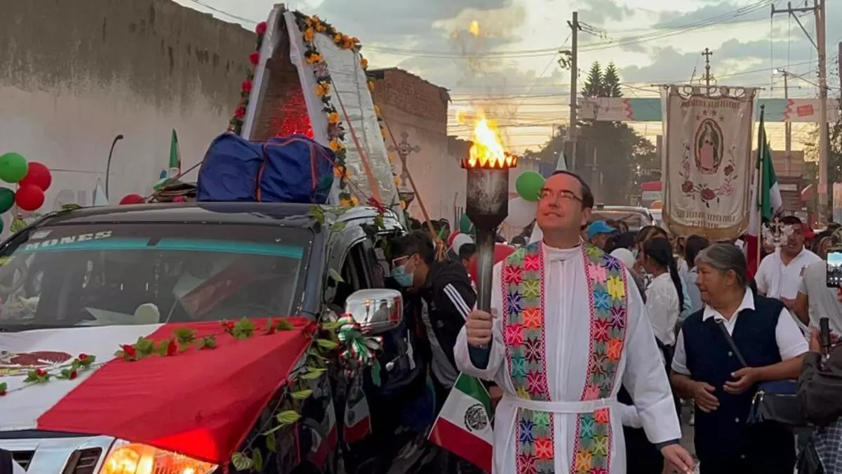 Antorcha Guadalupana visita Puebla capital en su camino a NY