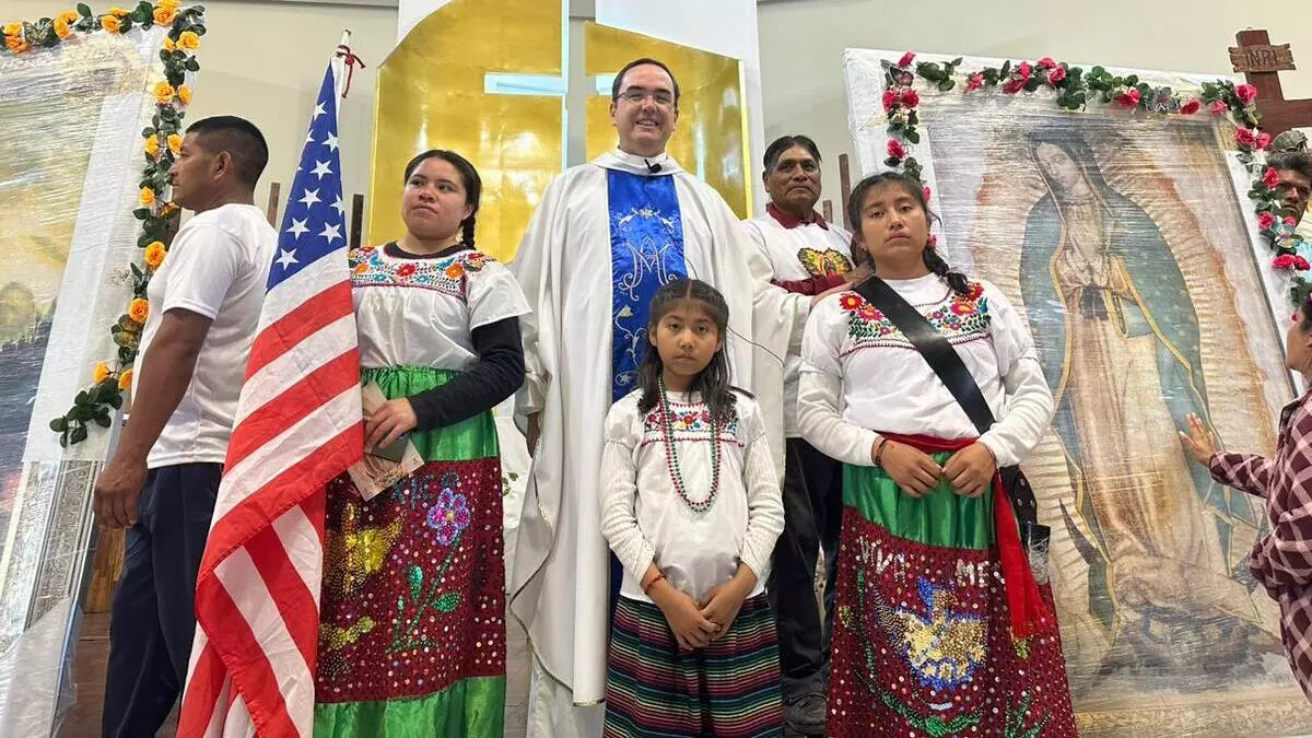 Antorcha Guadalupana visita Puebla capital en su camino a NY