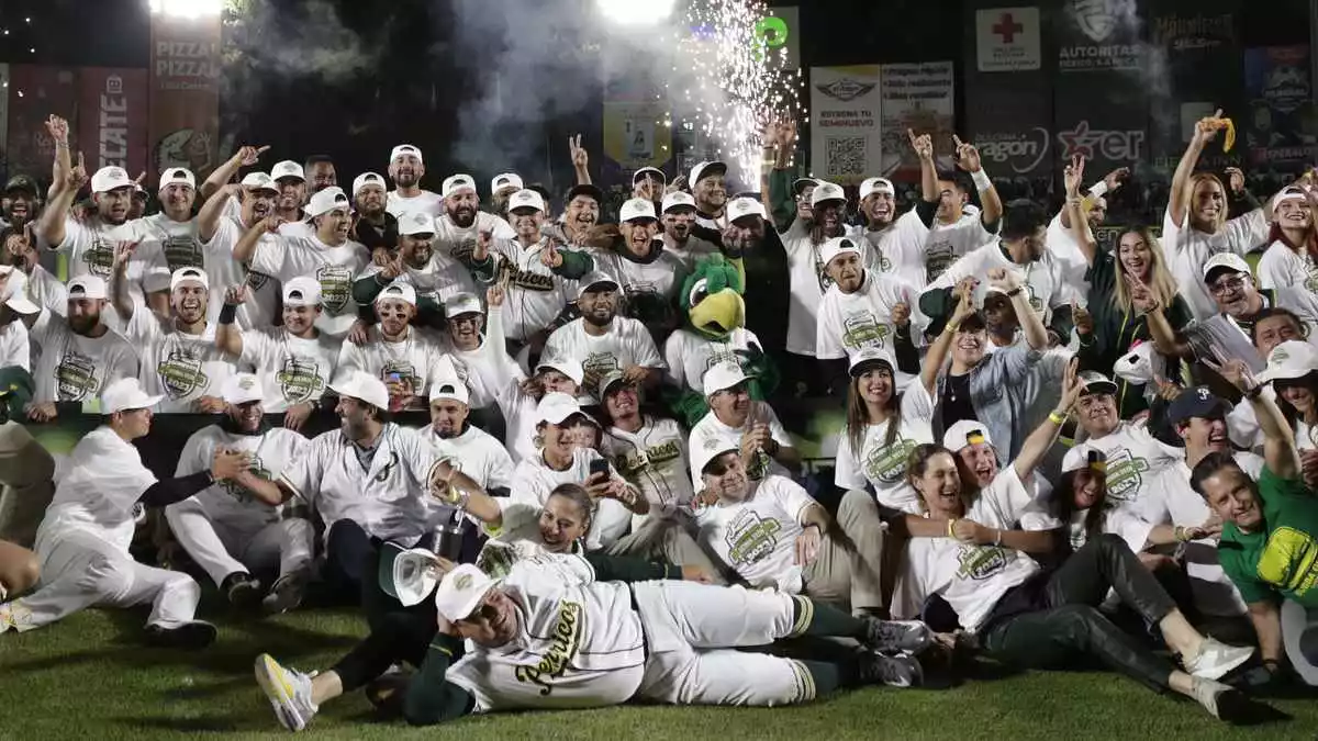 Pericos de Puebla es campeón de la Zona Sur de la Liga Mexicana de Beisbol