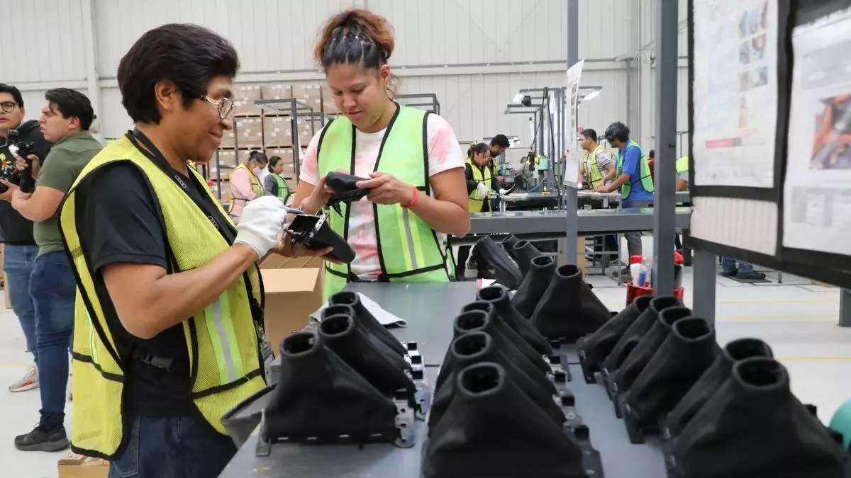 Puebla, primer lugar nacional en ventas al exterior de manufactura: INEGI