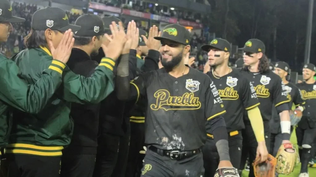 Pericos de Puebla gana el tercero de la serie 8-2 a Unión Laguna