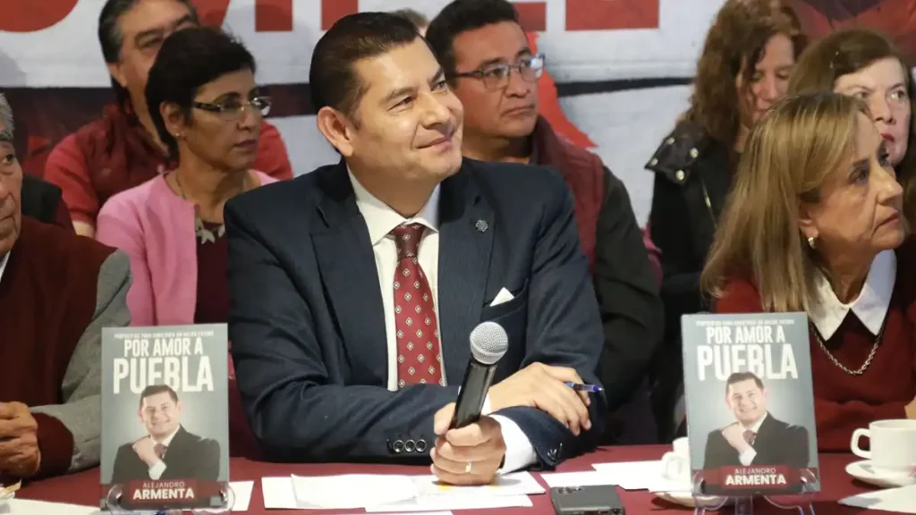 Alejandro Armenta sí entrará a encuesta de Morena