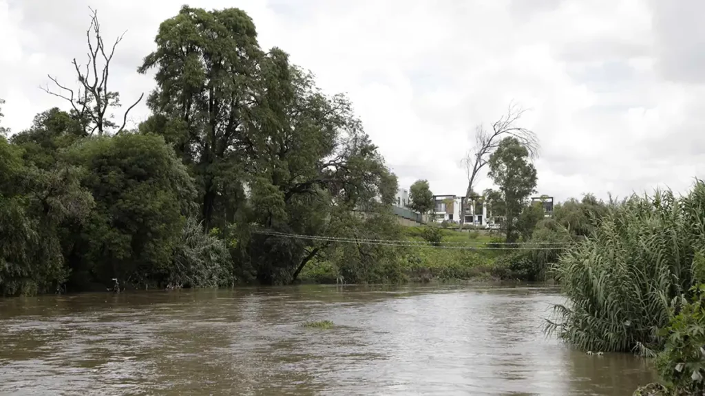 Desde 2018, Conagua no multa a contaminadores del río Atoyac