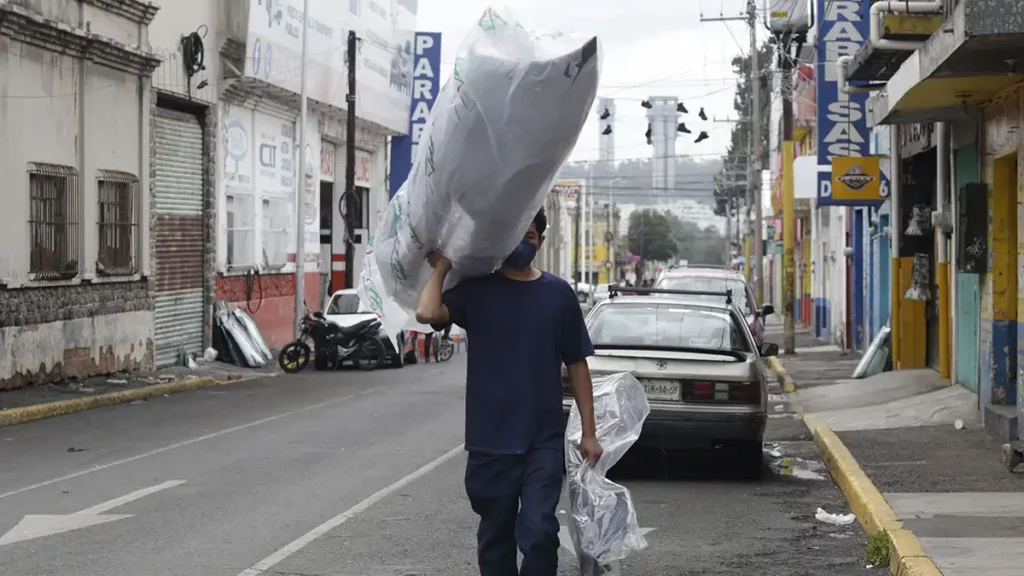 Se disparan 24% robos de autopartes y vehículos en Puebla capital