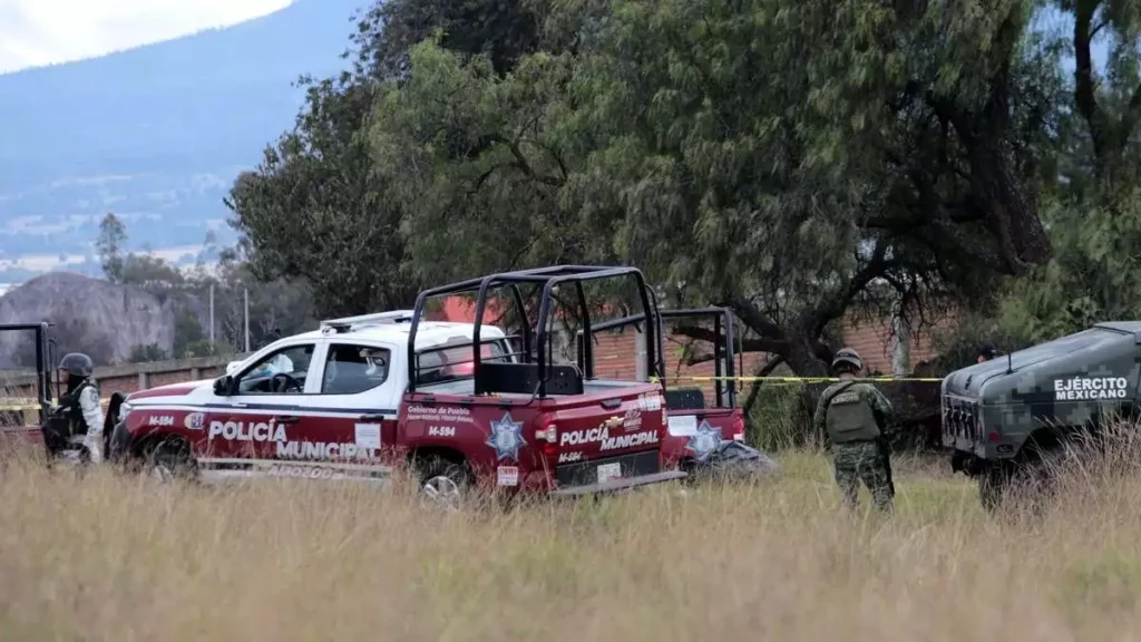 Hallan al menos 10 bolsas con restos humanos en Amozoc