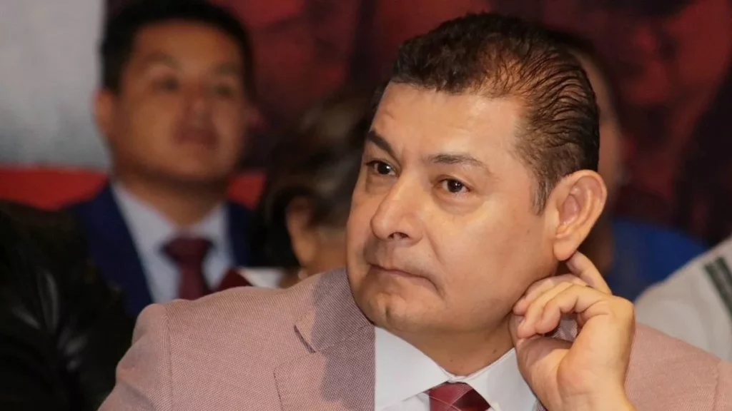 Hallan ejercicio de 20 mdp a Alejandro Armenta como presidente del Senado