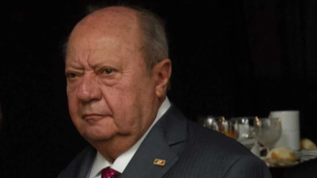 Muere Carlos Romero Deschamps, exlíder del sindicato de Pemex