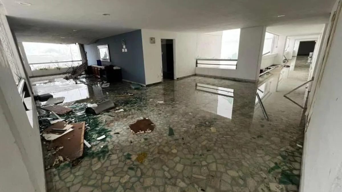 Poblanos reportan daños a propiedades en Acapulco por Otis