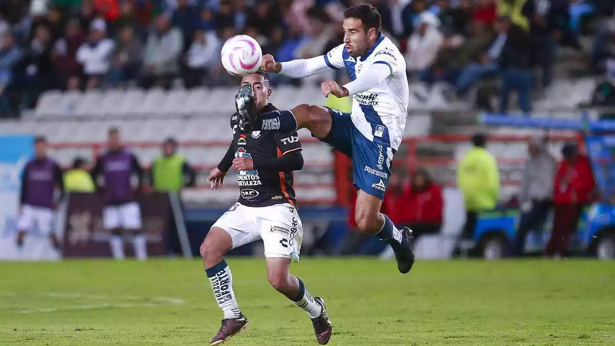 Club Puebla visita al Toluca en inicio de la J15