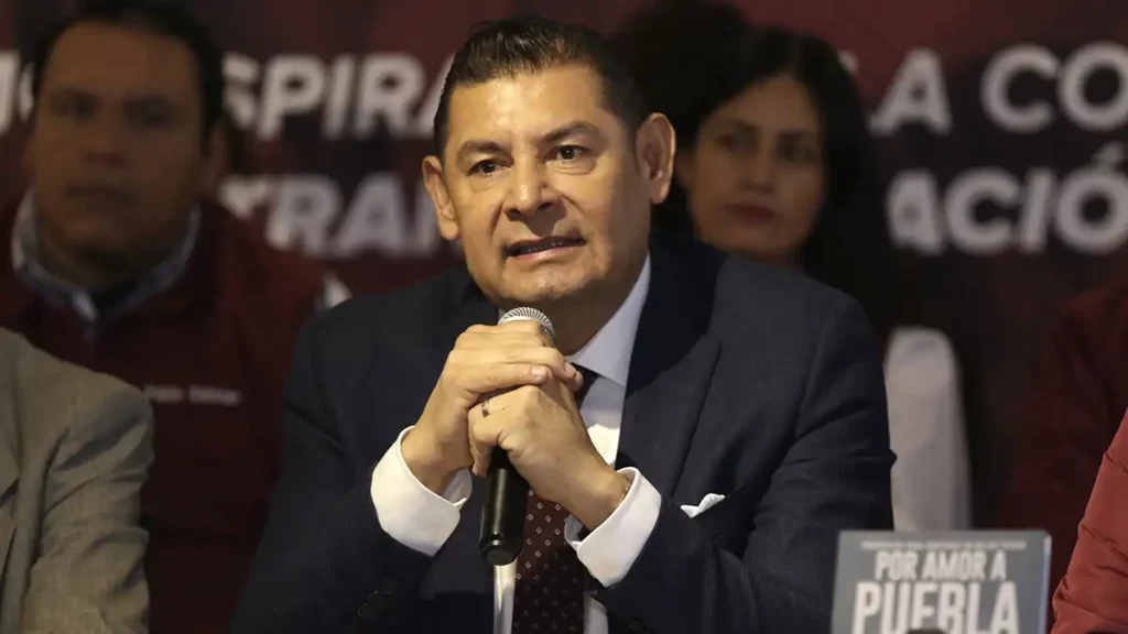 Alejandro Armenta resalta labor de dirigentes de Morena