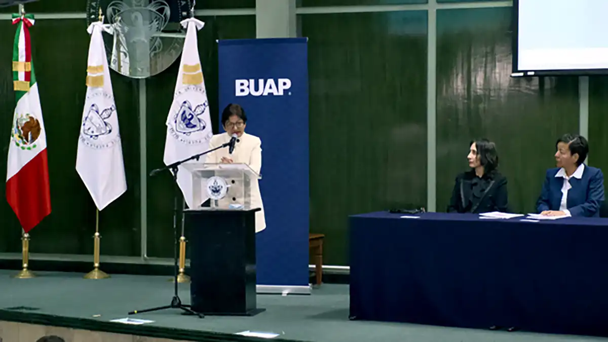Rectora de la BUAP refrenda respaldo al Instituto de Ciencias