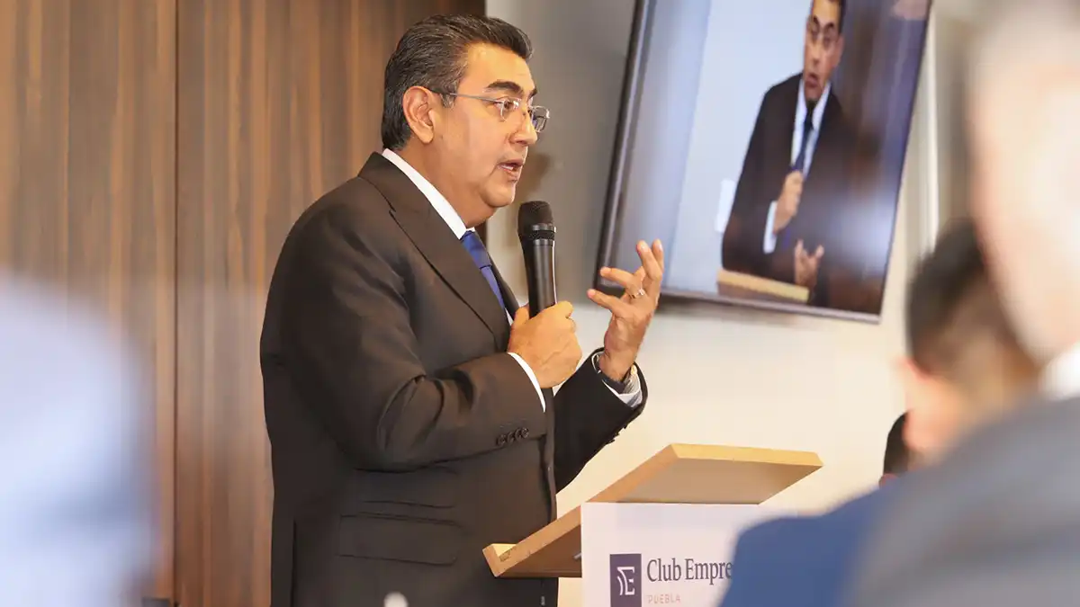 Sergio Salomón a empresarios: en Puebla hay certeza para inversionistas