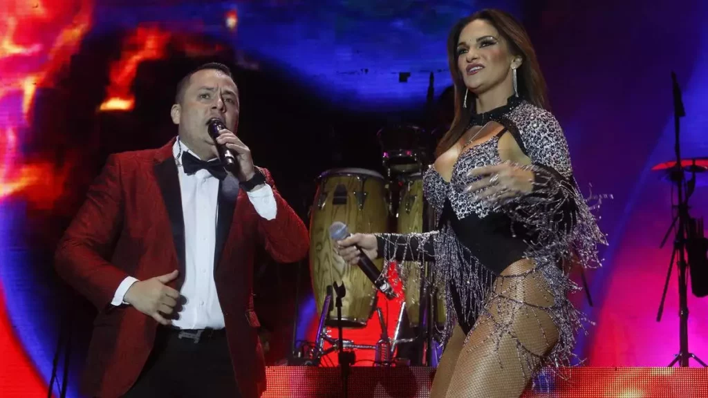 Mariana Seoane y Aarón y su Grupo Ilusión pusieron a bailar a Puebla