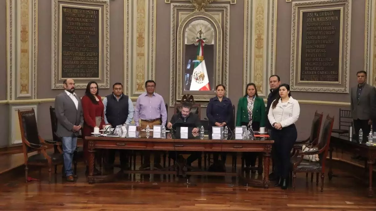 Congreso de Puebla instala Comisión Permanente para periodo de receso