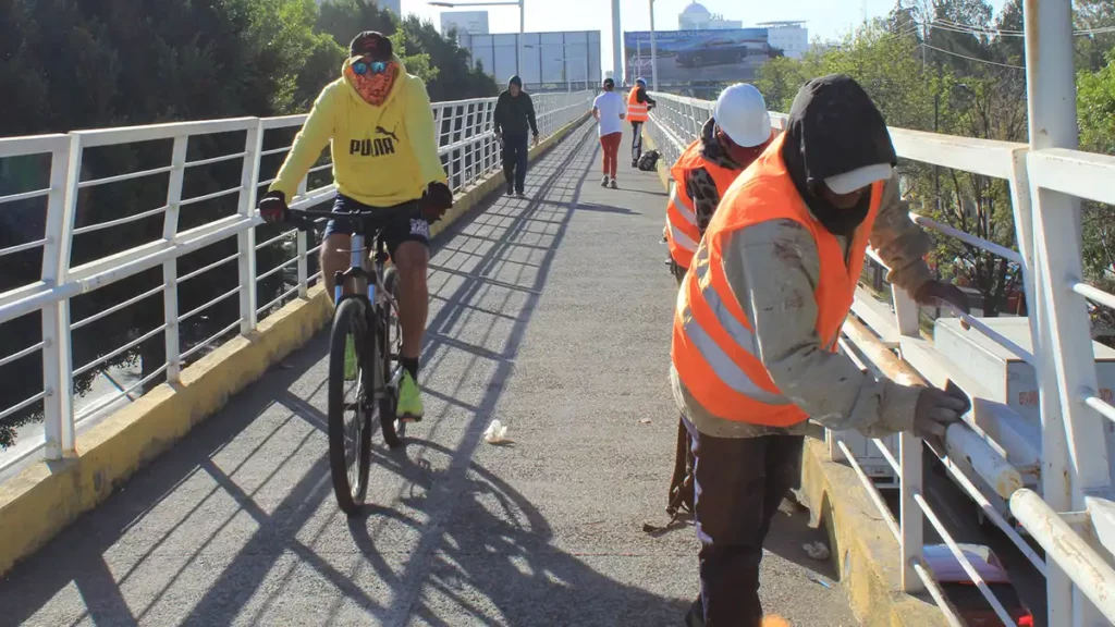 Alumbrado de ciclovía Hermanos Serdán, a cargo del Ayuntamiento de Puebla